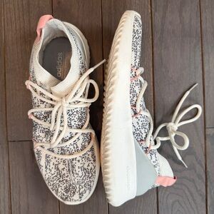 Adidas Cream and Black Knit Sneakers with Pink Detail